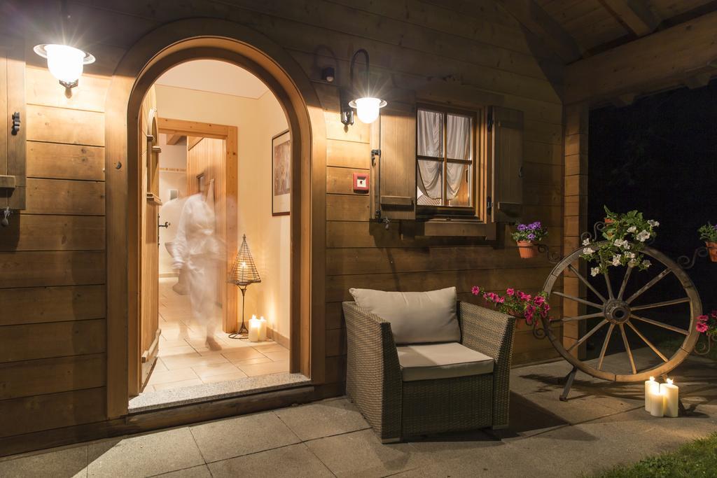 Hotel Burgfrieden ガイス エクステリア 写真