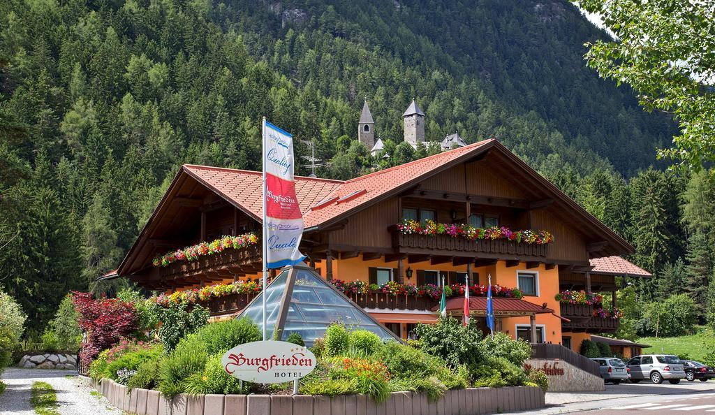 Hotel Burgfrieden ガイス エクステリア 写真