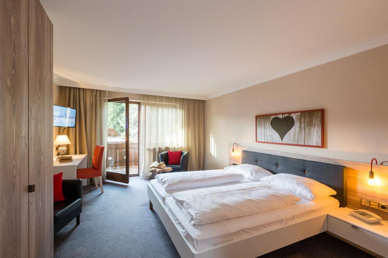 Hotel Burgfrieden ガイス エクステリア 写真